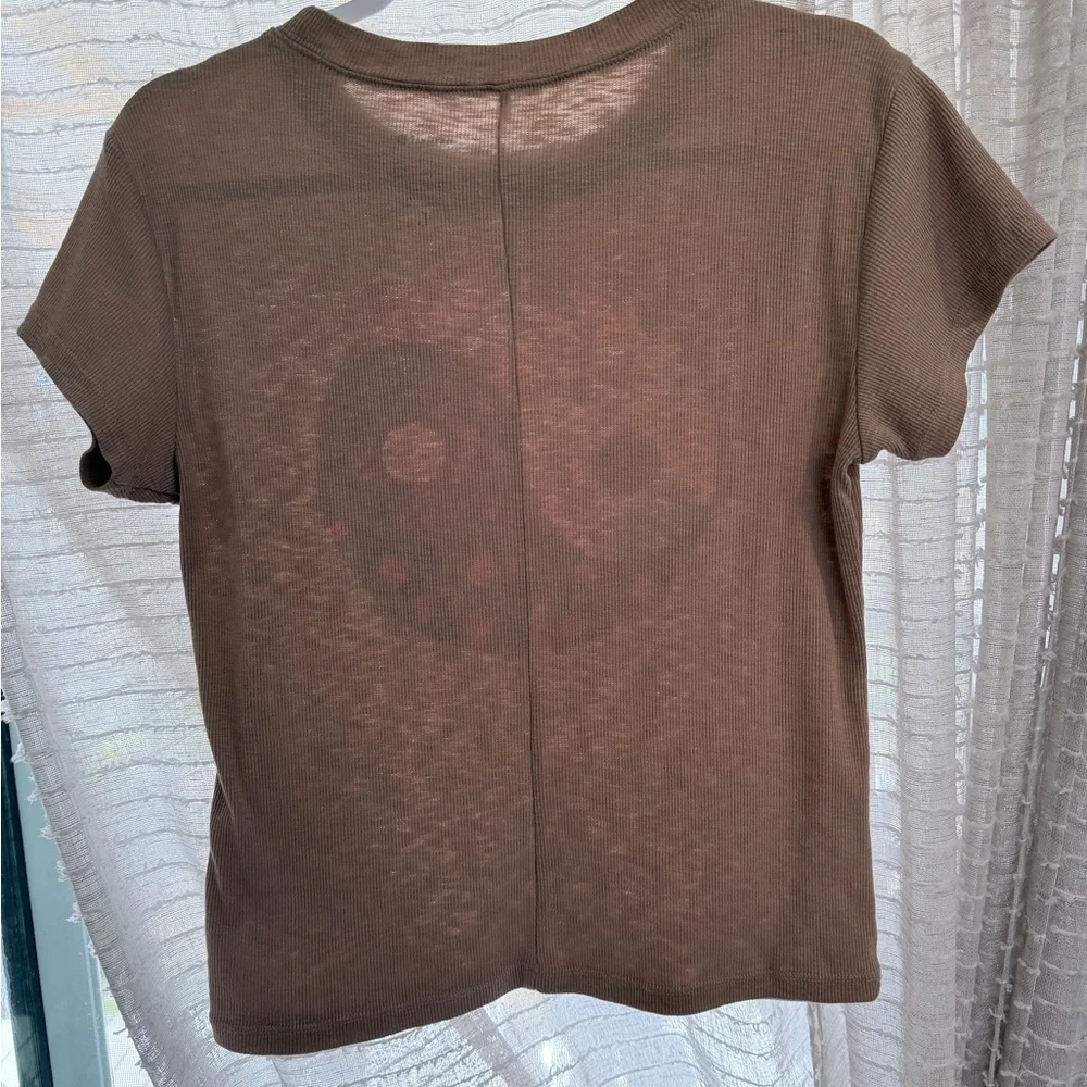 NATURAL LIFE Taupe Short Sleeve Tee with Floral Yin Yang Graphic - Picture 6 of 9